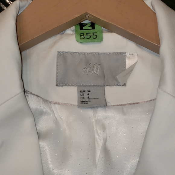 🎀 Beautiful classic Blazer 🎀 - Picture 3 of 5